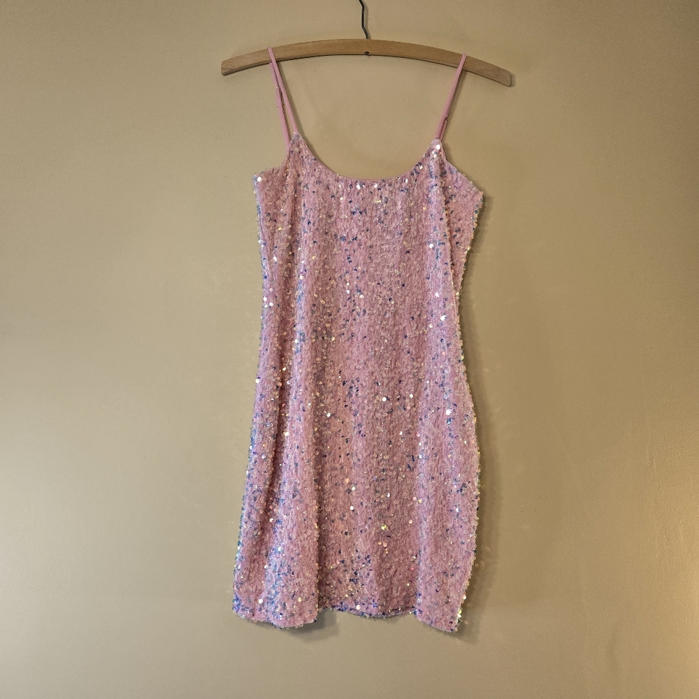 Lucy In The Sky Iridescent Sequin Party Bodycon Dress in Pink Size Medium